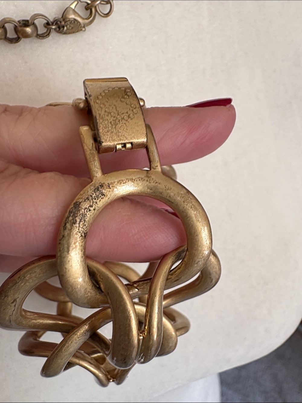 Vintage Stella & Dot Matte Gold Interlocking Circle Necklace and bracelet 🙌 - Picture 9 of 14